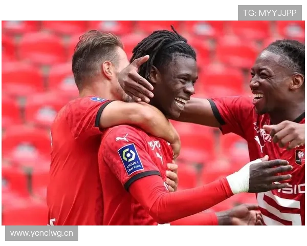 爱德华多·卡马文加本赛季表现稳健，中场竞争力持续提升